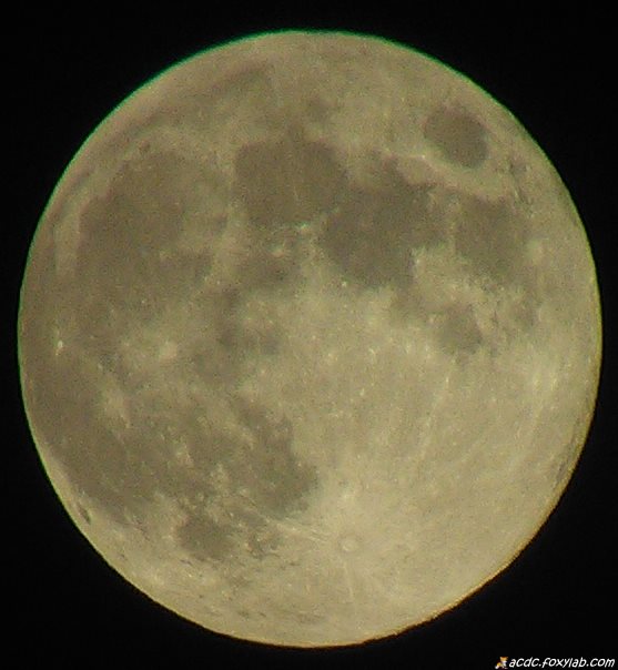 фото луны в полнолуние
